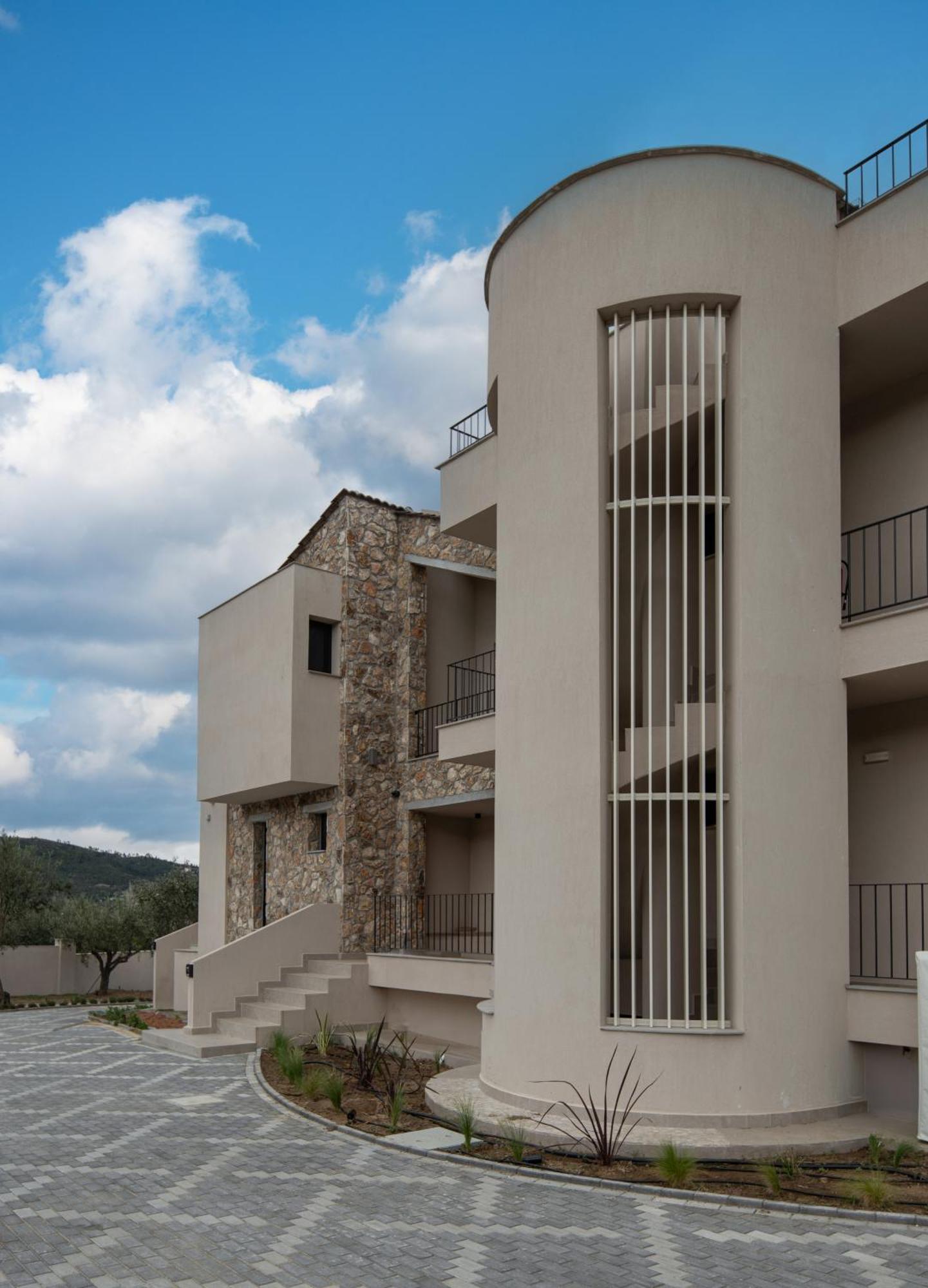 Olivera Suites Sarti Exterior foto